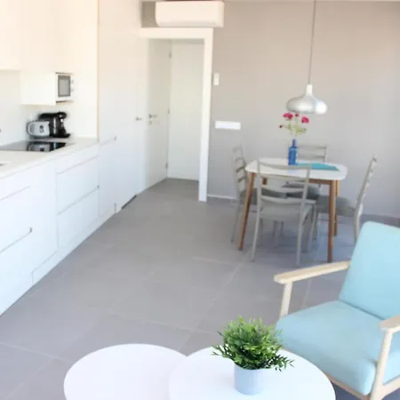 Beautiful Loft, Huge Sunny Terrace, View Over The And Sea
