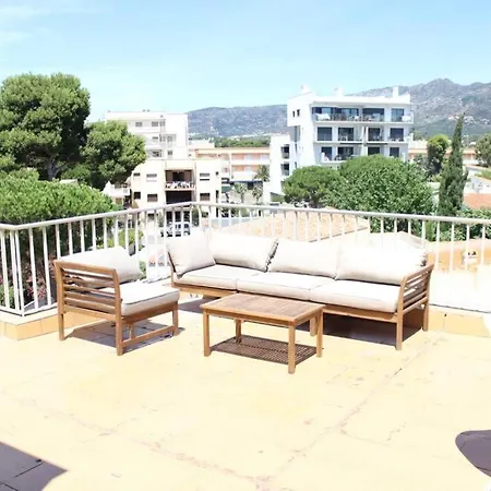 Beautiful Loft, Huge Sunny Terrace, View Over The And Sea Apartment
