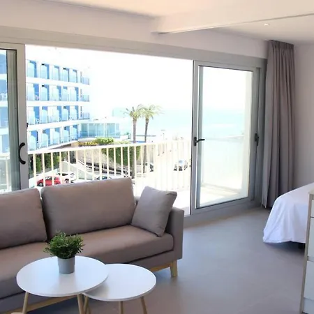 Beautiful Loft, Huge Sunny Terrace, View Over The And Sea * Roses