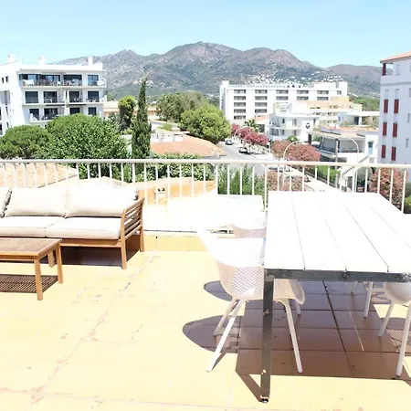 Beautiful Loft, Huge Sunny Terrace, View Over The And Sea *